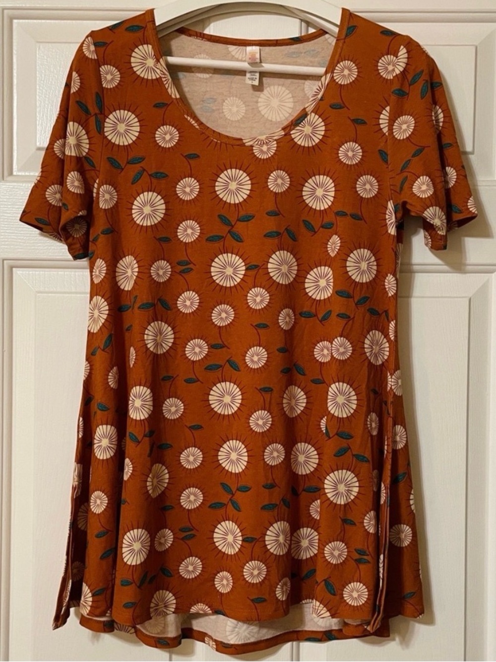 LuLaRoe Perfect T Floral Print Women's Top - Fall Colors Brown Size Small